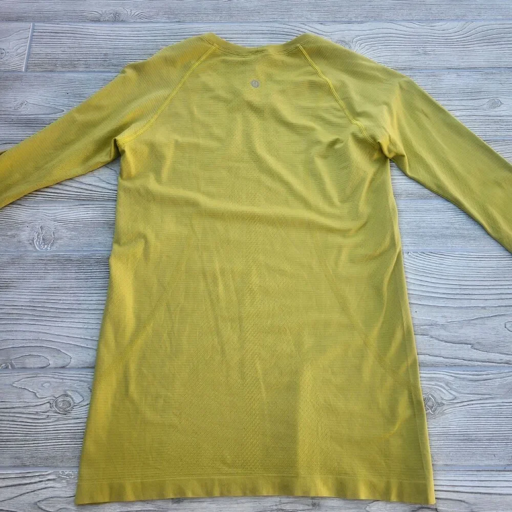 (8) Lululemon Swiftly Tech Long Sleeve Top
